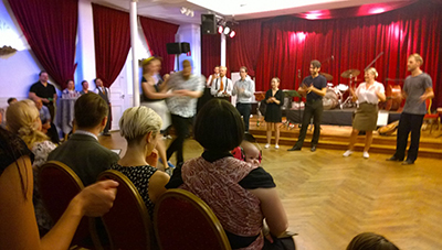 Mildreds swingskola, Sofia Enros och Daniel Johansson, och Ilse Enros! dömde på West Coast Jitterbugs tävling Lindy hof